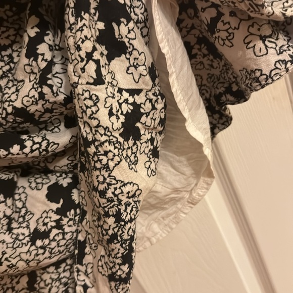 Backless Anthropologie sundress black and white floral print XSP - Picture 6 of 6